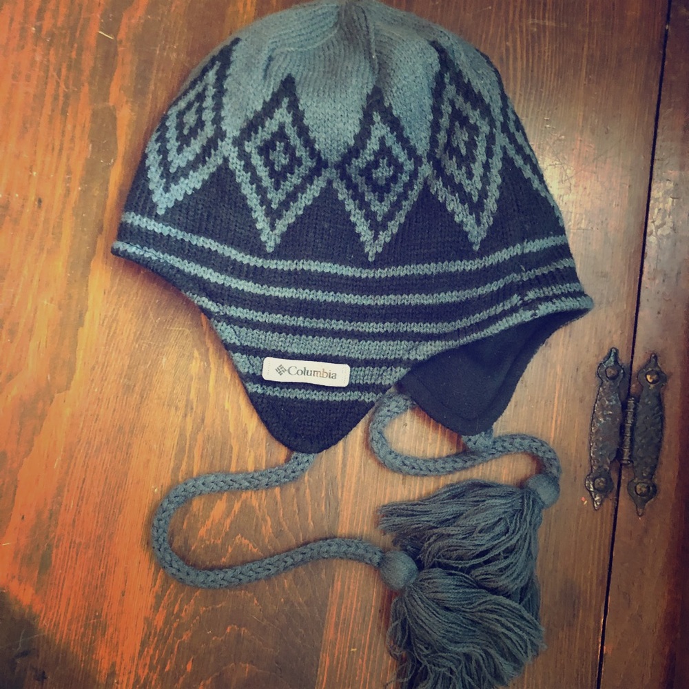 COLUMBIA SKULL HAT 💀 ❄️